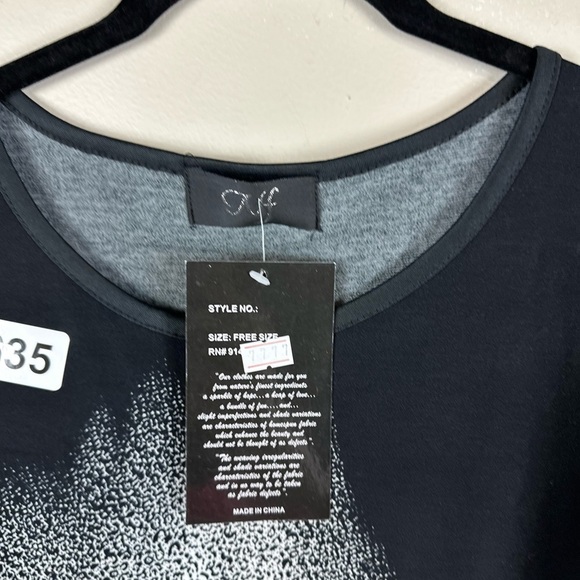 NF comfortable clothing black / white free size 22-1/2 p2p 31” length NWT - Picture 5 of 7